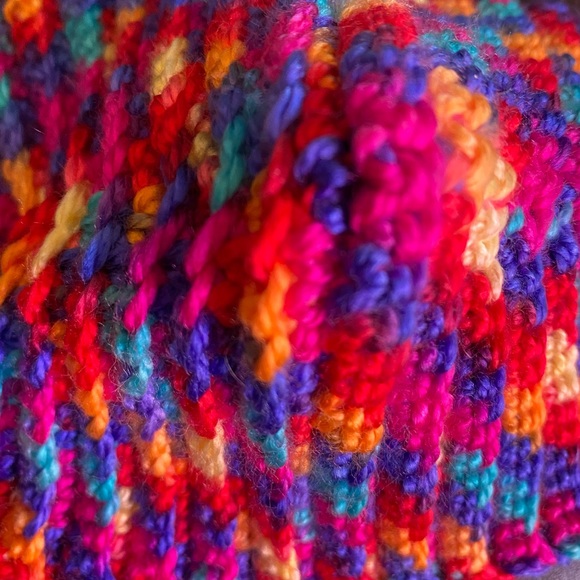 Hand-Knitted Face Mask - Picture 8 of 11